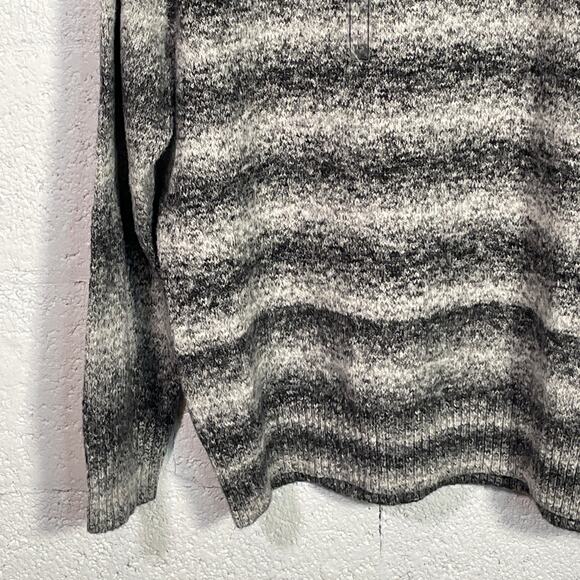 VRST Men's Relaxed Fit Cozy Sweater Size L - Picture 3 of 7